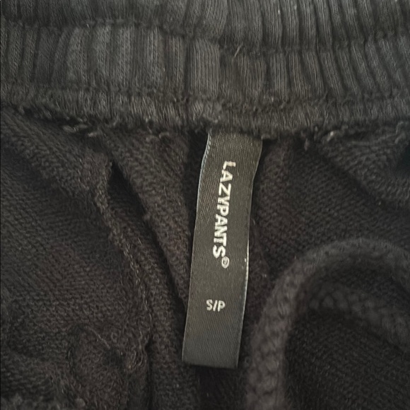 Lazypants women’s Shorts - Picture 2 of 3